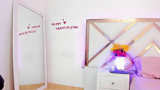 Snapshot of HayamiKioto chatting on February 2025 12:42:01 PM HayamiKioto online show from February 2025 12:42:01 PM