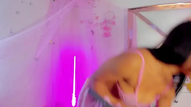 Snapshot of HayamiKioto chatting on March 2025 03:27:01 PM HayamiKioto online show from March 2025 03:27:01 PM