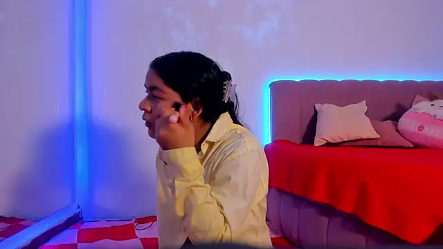 Snapshot of HayamiKioto chatting on December 2025 12:55:01 PM HayamiKioto online show from December 2025 12:55:01 PM