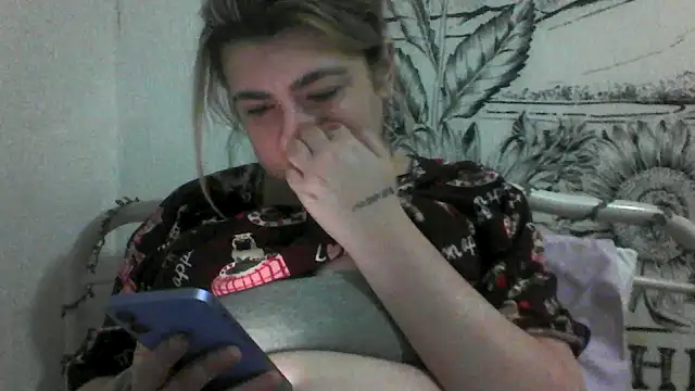 CamilaCherryX online show from January 2026 10:47:02 PM