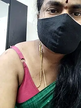 Snapshot of Tamilrojanew chatting on November 2025 06:30:01 PM Tamilrojanew online show from November 2025 06:30:01 PM