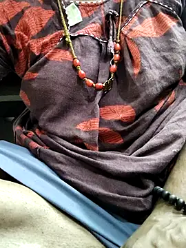 Snapshot of Tamilrojanew chatting on November 2025 03:23:01 PM Tamilrojanew online show from November 2025 03:23:01 PM