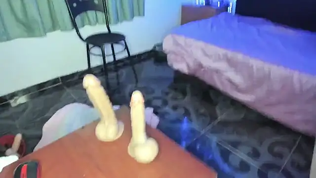 emily sweet13 online show from October 2025 01:18:01 PM