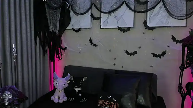 Snapshot of Morgan_Hilll_ chatting on October 2025 11:51:02 AM Morgan Hilll  online show from October 2025 11:51:02 AM