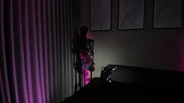 Morgan Hilll  online show from March 2026 04:07:02 AM