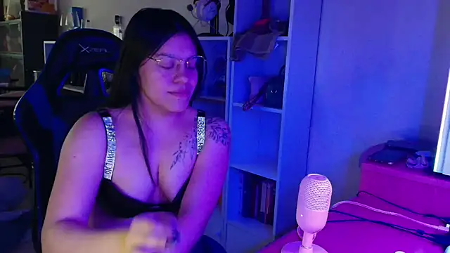 DirtyDi97 online show from February 2026 03:31:02 PM