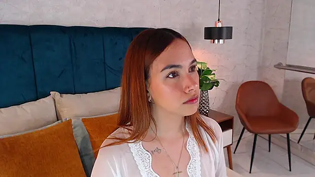 Snapshot of AdeleAndersonn chatting on December 2025 07:43:01 PM AdeleAndersonn online show from December 2025 07:43:01 PM