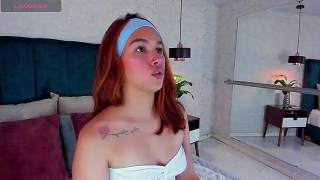 AdeleAndersonn online show from February 2026 08:50:01 PM