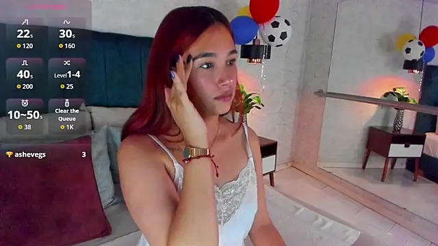 Snapshot of AdeleAndersonn chatting on June 2026 02:07:02 PM AdeleAndersonn online show from June 2026 02:07:02 PM