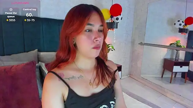 Snapshot of AdeleAndersonn chatting on July 2026 07:38:02 PM AdeleAndersonn online show from July 2026 07:38:02 PM