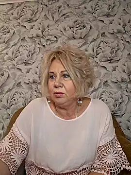 Snapshot of PALETT chatting on December 2024 09:02:02 AM PALETT online show from December 2024 09:02:02 AM