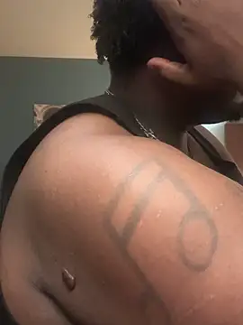 Snapshot of BigBossaNova69 chatting on November 2025 06:01:01 AM BigBossaNova69 online show from November 2025 06:01:01 AM