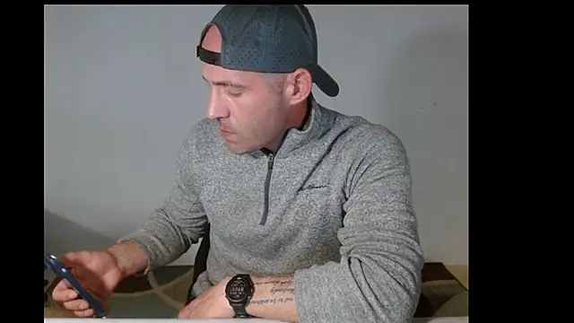 Snapshot of TheNakedPreacher chatting on March 2025 06:11:02 PM TheNakedPreacher online show from March 2025 06:11:02 PM