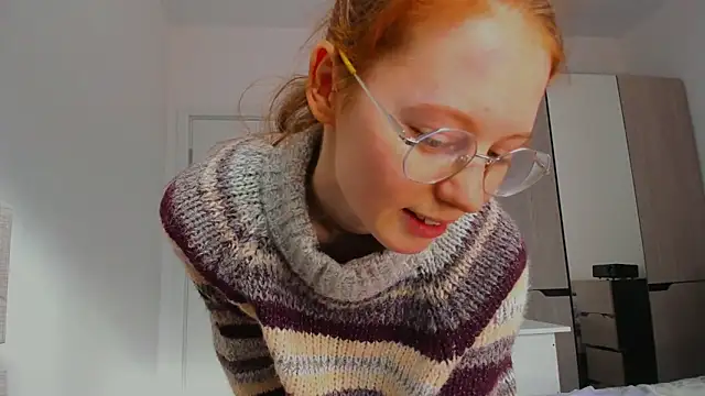 Fire Luna online show from February 2025 09:24:02 AM