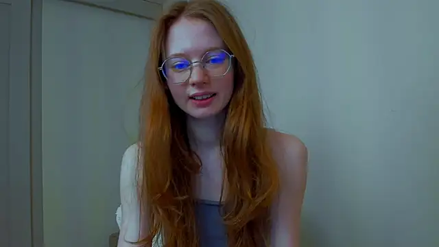 Fire Luna online show from April 2026 05:37:02 AM