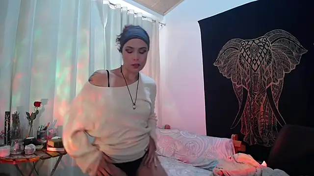 AmaRiv online show from February 2025 11:52:01 AM