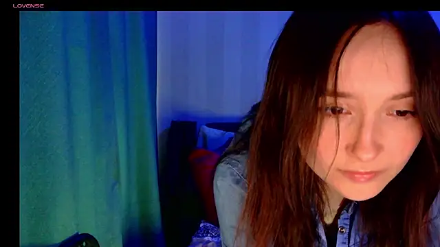 Snapshot of LilyXSky chatting on October 2025 01:30:01 PM LilyXSky online show from October 2025 01:30:01 PM