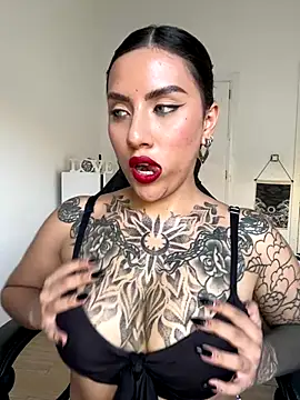 Snapshot of AlaskaLover chatting on October 2025 08:56:02 AM AlaskaLover online show from October 2025 08:56:02 AM