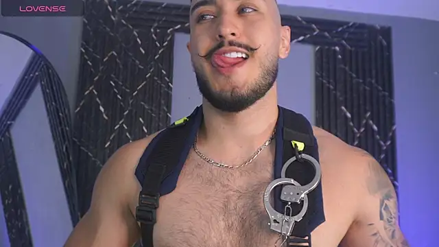 Zionmattis online show from November 2025 01:03:02 AM