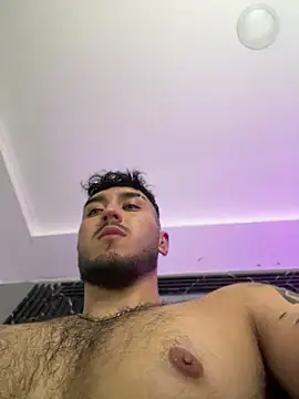 Snapshot of Zionmattis chatting on April 2026 02:18:01 AM Zionmattis online show from April 2026 02:18:01 AM