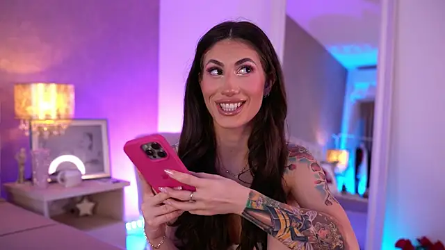 Snapshot of OhhAisha chatting on November 2025 08:29:02 AM OhhAisha online show from November 2025 08:29:02 AM