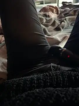 Ana-05 online show from December 2025 11:39:02 AM