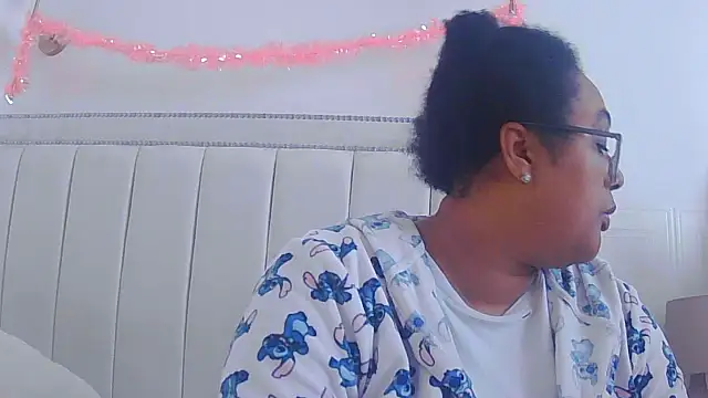 vanilla chocolate23 online show from November 2025 10:54:01 AM