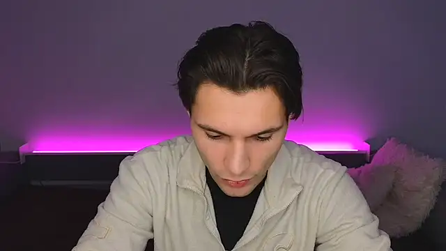 denlover1 online show from February 2026 10:52:01 AM