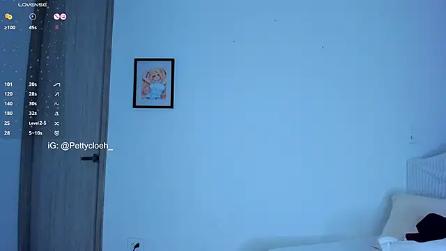 Snapshot of PettyCloeh chatting on January 2025 01:32:01 AM PettyCloeh online show from January 2025 01:32:01 AM