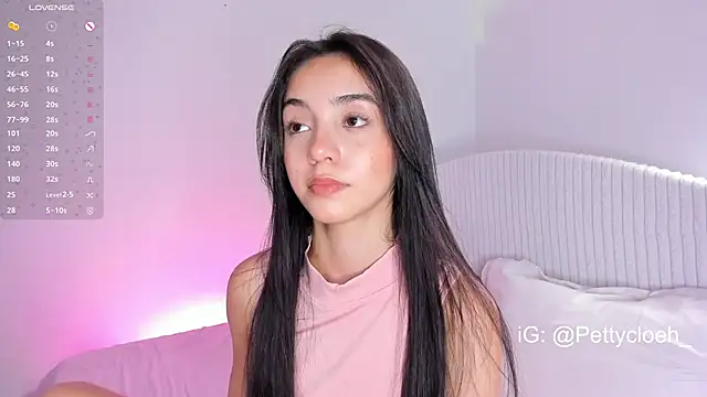 Snapshot of PettyCloeh chatting on February 2025 09:01:01 PM PettyCloeh online show from February 2025 09:01:01 PM