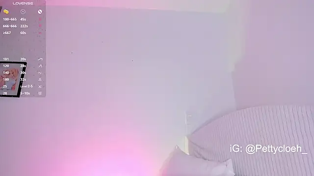 Snapshot of PettyCloeh chatting on February 2025 12:02:01 AM PettyCloeh online show from February 2025 12:02:01 AM