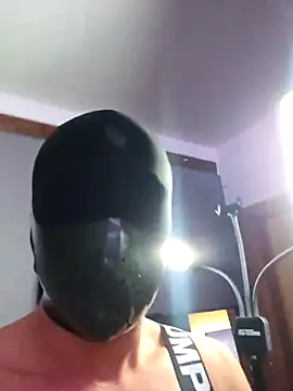 Snapshot of manforhotfun chatting on September 2025 12:12:01 AM manforhotfun online show from September 2025 12:12:01 AM