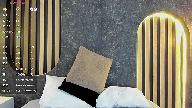 Snapshot of miss10_antonella chatting on February 2025 12:16:01 AM miss10 antonella online show from February 2025 12:16:01 AM