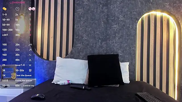 Snapshot of miss10_antonella chatting on February 2025 11:59:01 PM miss10 antonella online show from February 2025 11:59:01 PM