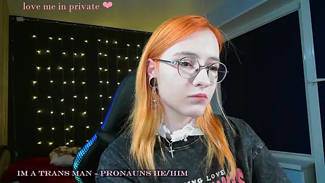 Snapshot of Honelin chatting on January 2025 03:39:01 PM Honelin online show from January 2025 03:39:01 PM