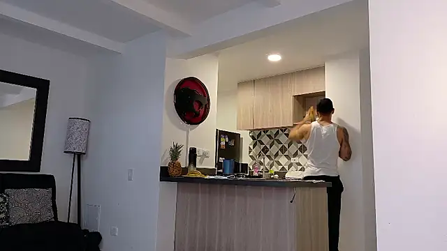 tony muscle online show from September 2025 09:05:02 PM