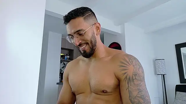 tony muscle online show from February 2026 07:03:02 PM