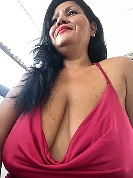 Snapshot of Hot_Rose83 chatting on January 2025 07:04:01 PM Hot Rose83 online show from January 2025 07:04:01 PM