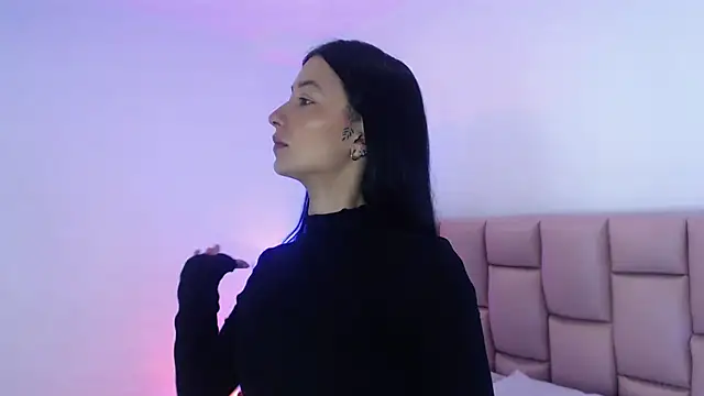 Snapshot of Zoe_Vixen chatting on December 2024 12:06:01 PM Zoe Vixen online show from December 2024 12:06:01 PM