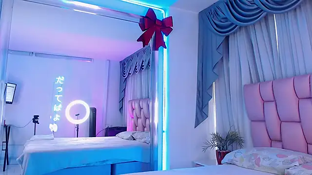 Snapshot of Zoe_Vixen chatting on January 2025 08:13:02 PM Zoe Vixen online show from January 2025 08:13:02 PM