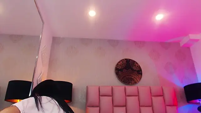 Snapshot of Zoe_Vixen chatting on February 2025 06:13:02 PM Zoe Vixen online show from February 2025 06:13:02 PM