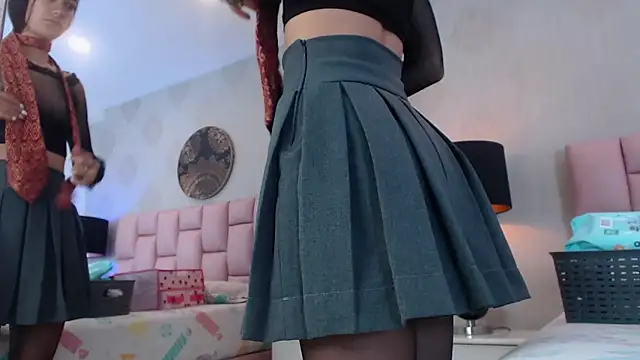 Snapshot of Zoe_Vixen chatting on March 2025 12:11:02 PM Zoe Vixen online show from March 2025 12:11:02 PM