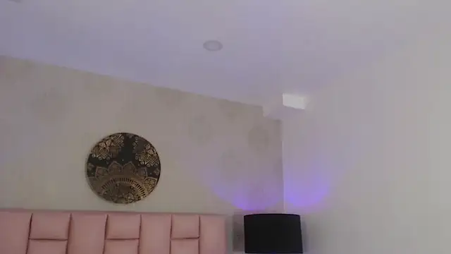 Snapshot of Zoe_Vixen chatting on March 2025 12:07:02 PM Zoe Vixen online show from March 2025 12:07:02 PM