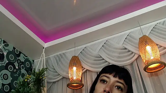 Snapshot of Zoe_Vixen chatting on March 2025 12:06:02 PM Zoe Vixen online show from March 2025 12:06:02 PM