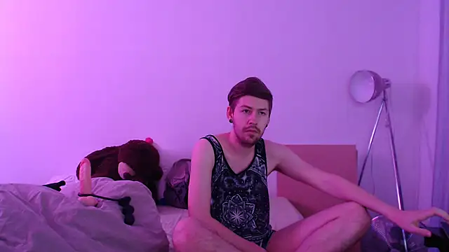 Snapshot of jonny-bisexual chatting on December 2024 12:19:01 AM jonny-bisexual online show from December 2024 12:19:01 AM