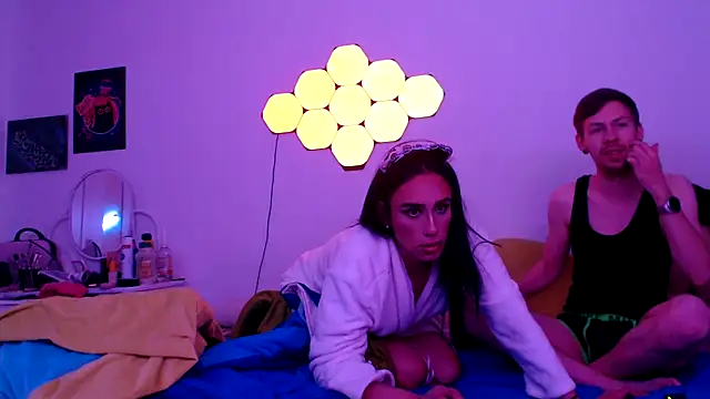 Snapshot of jonny-bisexual chatting on November 2025 07:49:02 PM jonny-bisexual online show from November 2025 07:49:02 PM