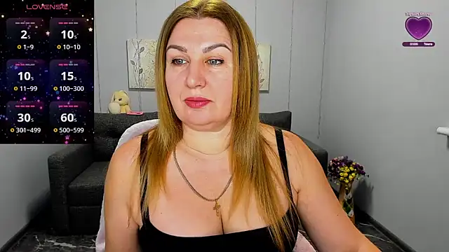 Lili Crossi online show from February 2025 06:40:01 AM