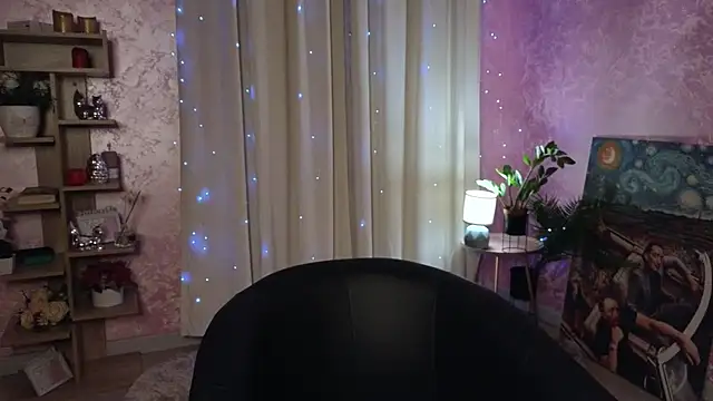 AuroraAksnesss online show from December 2024 12:49:01 PM