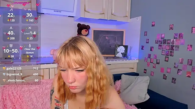 Snapshot of Linablueeyed chatting on February 2025 05:31:02 PM Linablueeyed online show from February 2025 05:31:02 PM