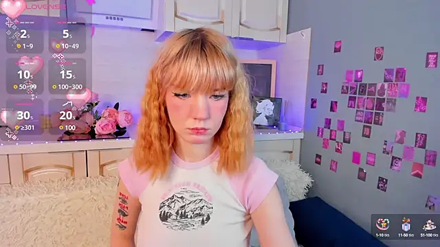 Snapshot of Linablueeyed chatting on March 2025 08:08:01 AM Linablueeyed online show from March 2025 08:08:01 AM